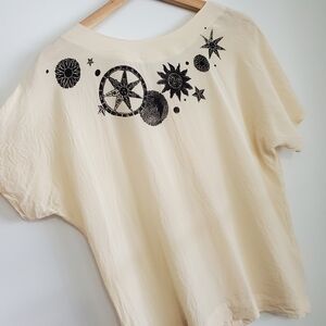 Vintage Laurel 38 By escada 1980 100% Silk Blouse Cream Celestial Sun Moon Stars